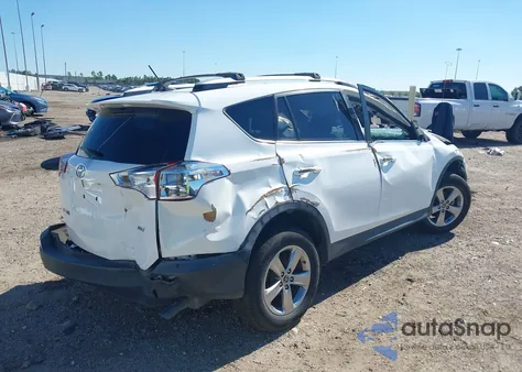 2015 Toyota Rav4 Xle z USA, uszkodzony, nr VIN 2T3WFREV7FW146157